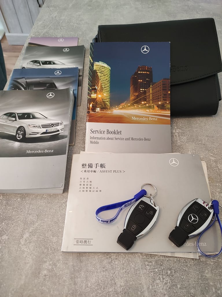 Mercedes-Benz C Class 1.8 C200 CGI Blue Efficiency Avantgarde Saloon 4dr Petrol