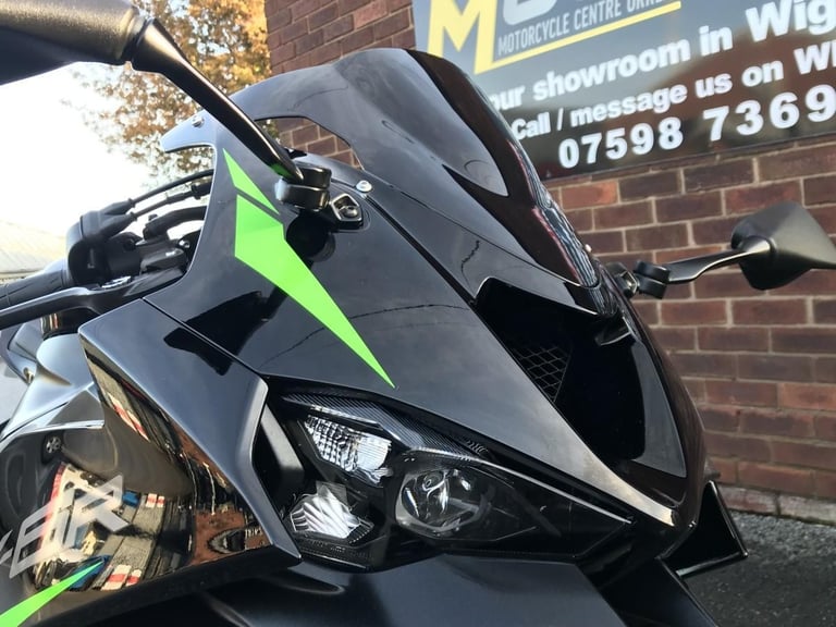 Kawasaki Ninja ZX636 25reg 300 miles only as brand fire NW