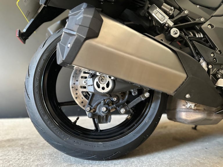 STUNNING LOW MILEAGE 2021/21 KAWASAKI NINJA 1000 SX TOURER MOTORCYCLE 