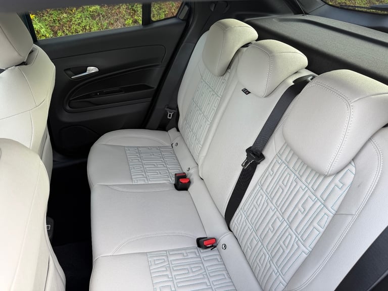 2025 Fiat 600 1.2 Hybrid 48V 136 La Prima 5dr eDCT-6 Hatchback Petrol Automatic