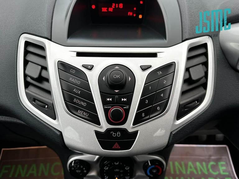 2012 Ford Fiesta 1.4 Zetec 5dr HATCHBACK PETROL Manual