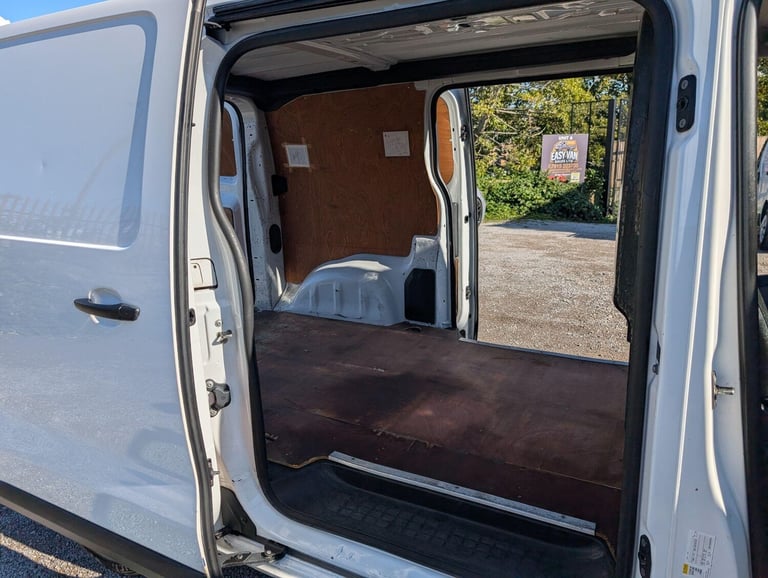 2021 Peugeot Expert 1.5 BlueHDi 1000 Professional Standard Panel Van MWB Euro 6 (s/s) 6dr PANEL V...