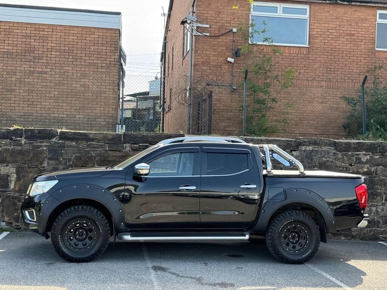 2016 Nissan Navara 2.3 dCi Tekna Auto 4WD Euro 5 4dr PICK UP Diesel Automatic