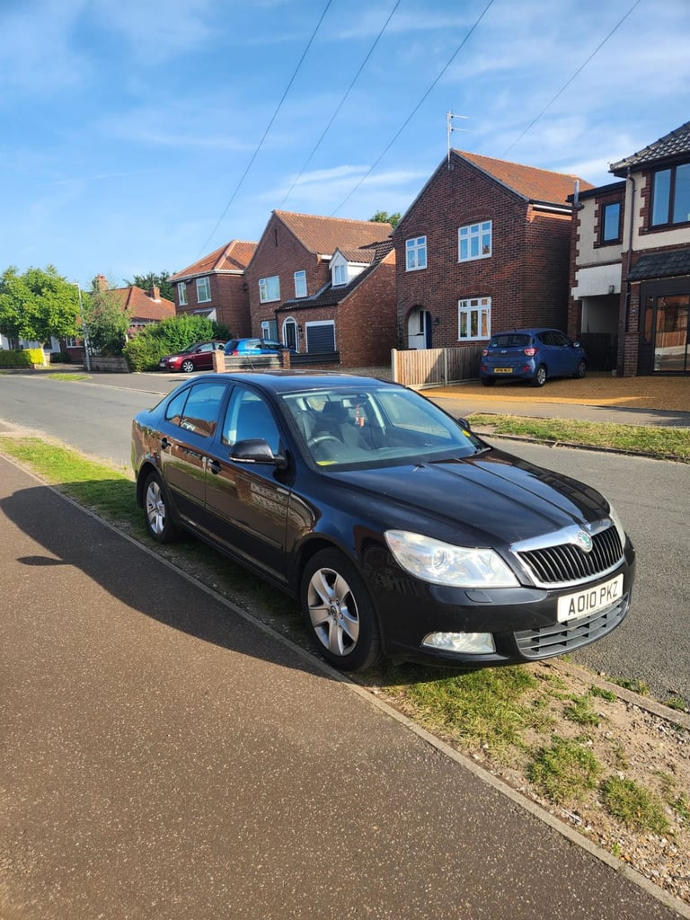 Skoda, OCTAVIA, Hatchback, 2010, Manual, 1598 (cc), 5 doors