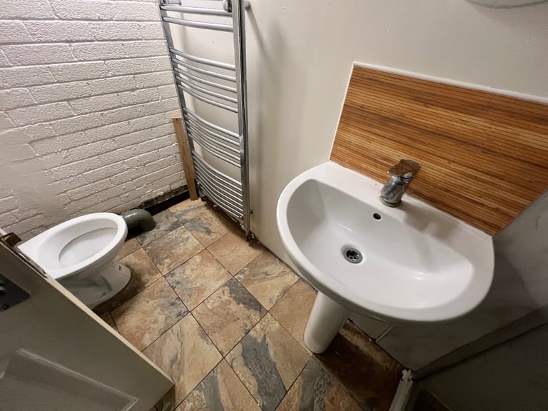 image for  ONE BEDROOM FLAT TO LET AT CANNING ROAD, STRATFORD CITY E15 3NW 