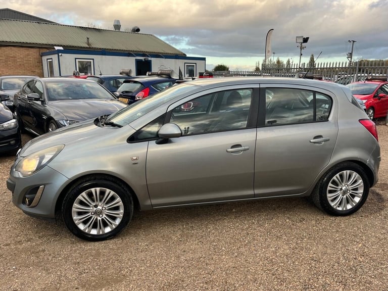 2014 Vauxhall Corsa 1.4 16V SE Euro 5 5dr Hatchback Petrol Manual