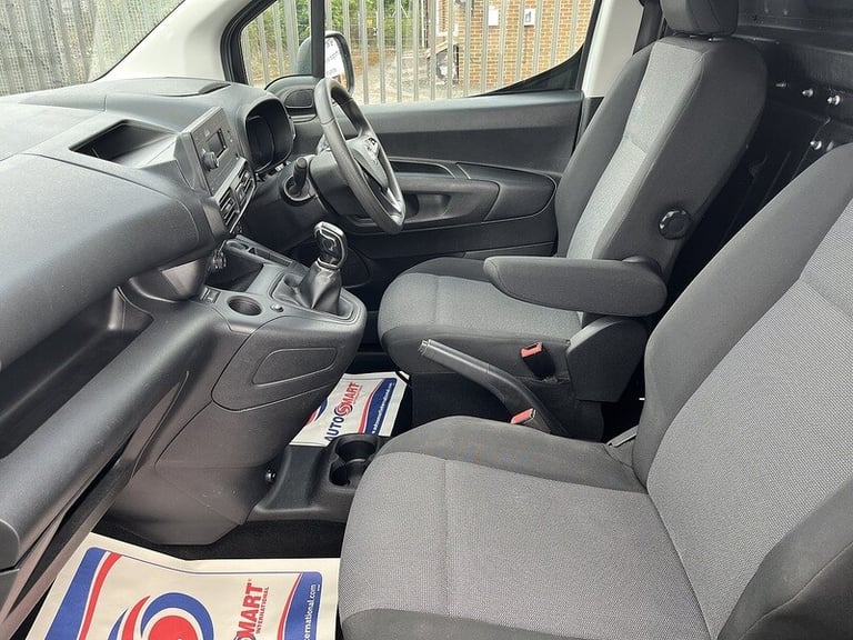 2020 Vauxhall Combo SPORTIVE 1.5CDTi 100 L2 LWB 2300 VAN Panel Van Diesel Manual