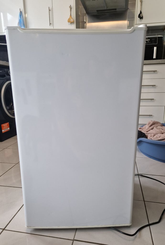 image for Fridge Undercounter 
