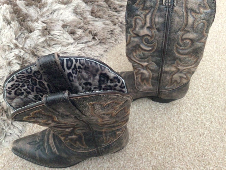 Cowboy boots 