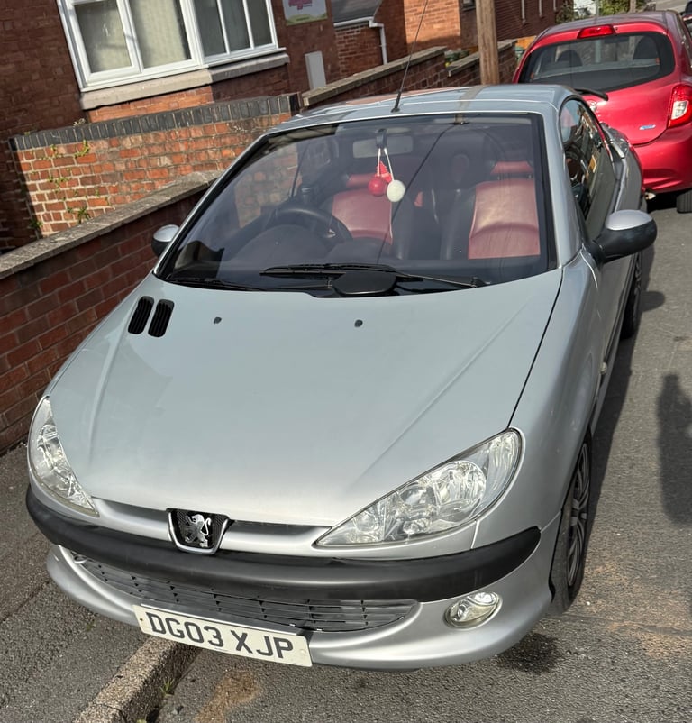 Peugeot, 206, Convertible, 2003, Automatic, 1587 (cc), 2 doors