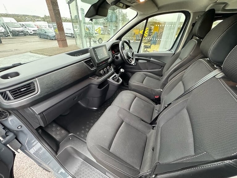 2023 Nissan Primastar 2.0 dCi 130ps H1 Tekna+ Crew Van WINDOW VAN DIESEL Manual