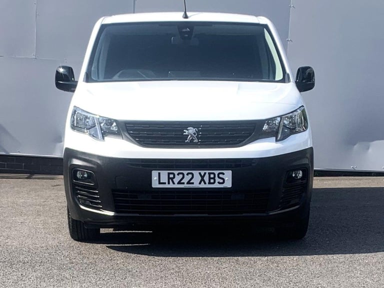 2022 Peugeot Partner 1.5 BlueHDi 850 Professional Premium Long Crew Van LWB Euro 6 6dr PANEL VAN ...