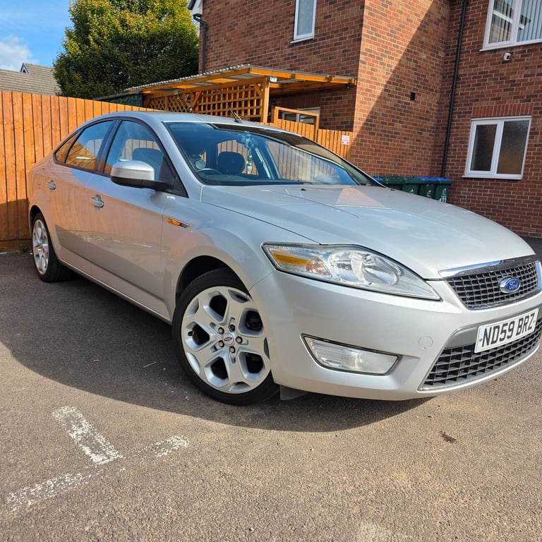 Ford, MONDEO, FULL SERVICE HISTORY Hatchback, 2009, Manual, 1997 (cc), 5 doors
