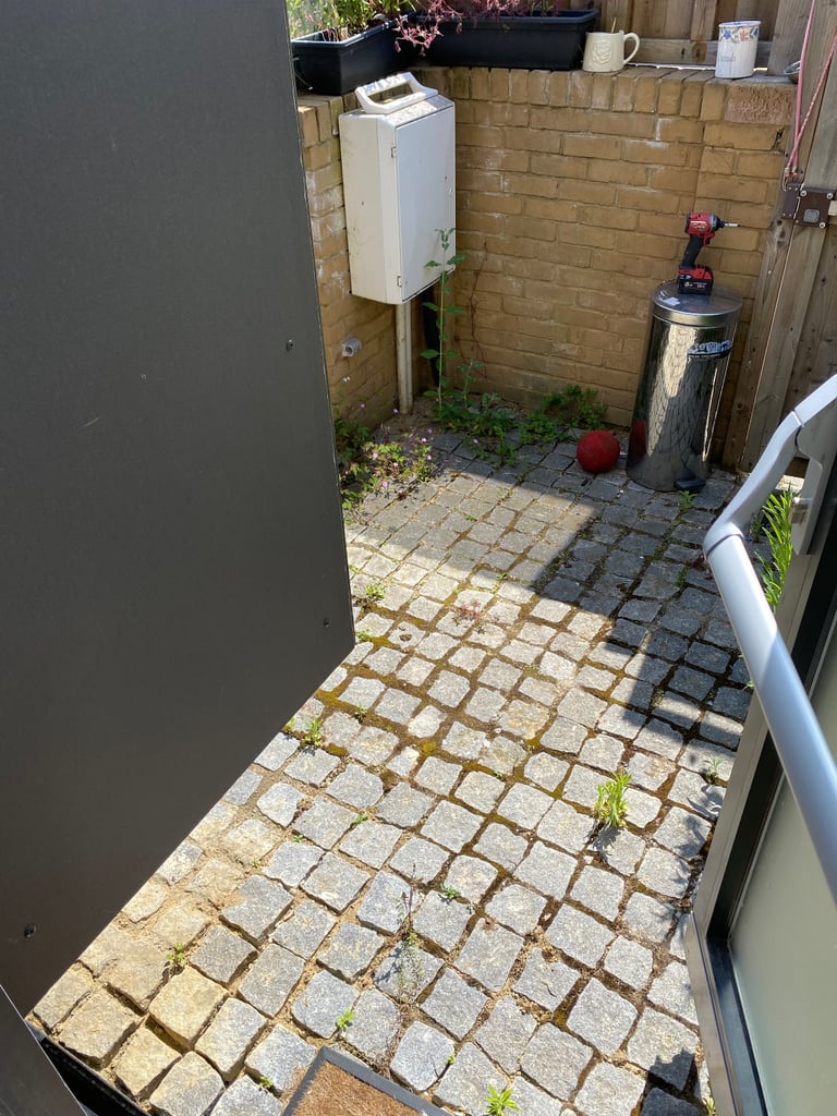 B1 Office / Artist’s Studio / Workshop Birkbeck nr Penge Crystal Palace Norwood