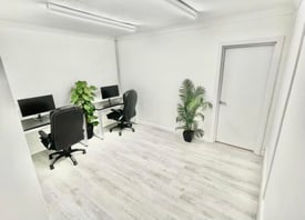 Office to rent in Bournemouth with parking 