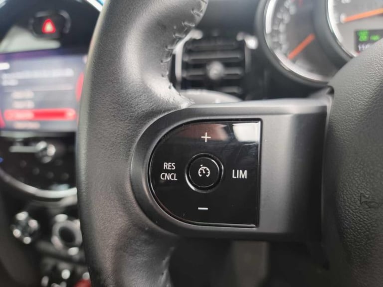 2022 MINI Hatch 1.5 Cooper Classic 5dr Auto Automatic Hatchback Petrol Automatic
