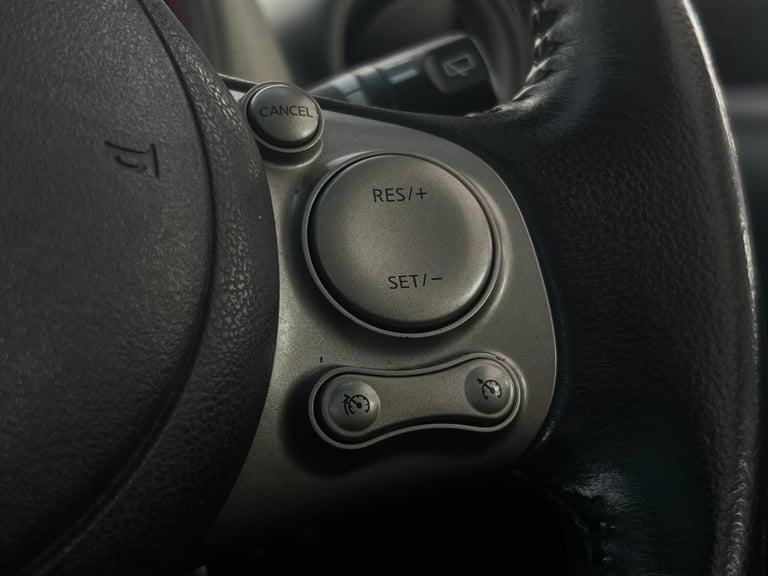 2011 Nissan Micra 1.2 Tekna 5dr HATCHBACK Petrol Manual