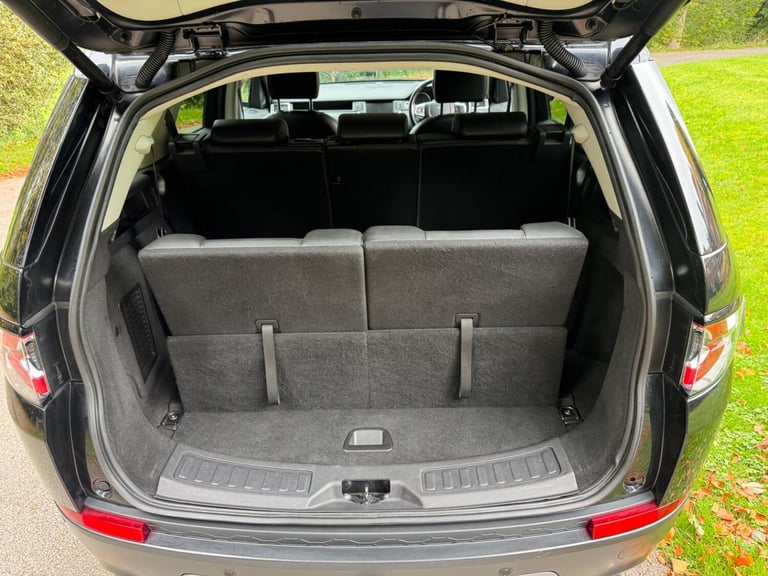 LAND ROVER DISCOVERY SPORT 2.0 TD4 SE Tech 2016