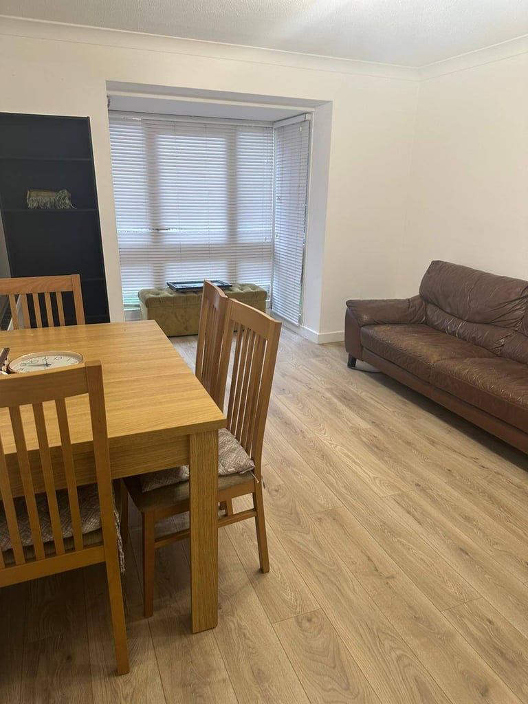 2 Bed Split Level Flat in Central Reading (RG1)