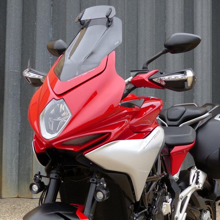 2018 MV AGUSTA TURISMO VELOCE 800 LUSSO – STUNNING, FSH, EXCELLENT CONDITION