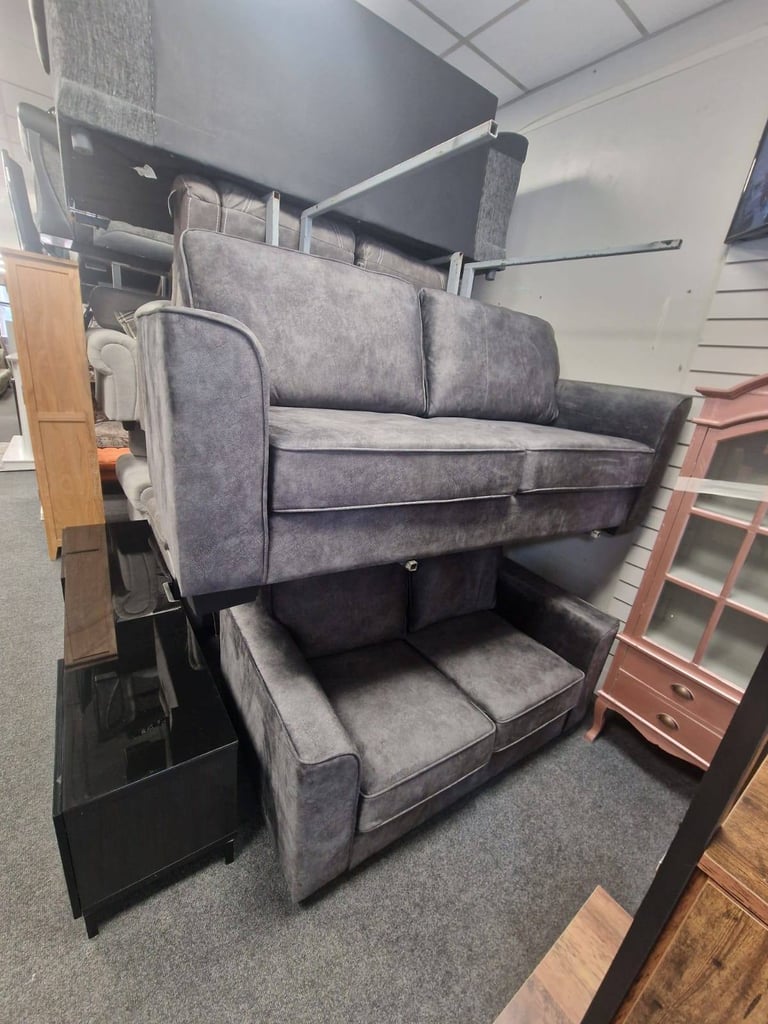 image for 3 and 2 seater sofa      R £650 the set