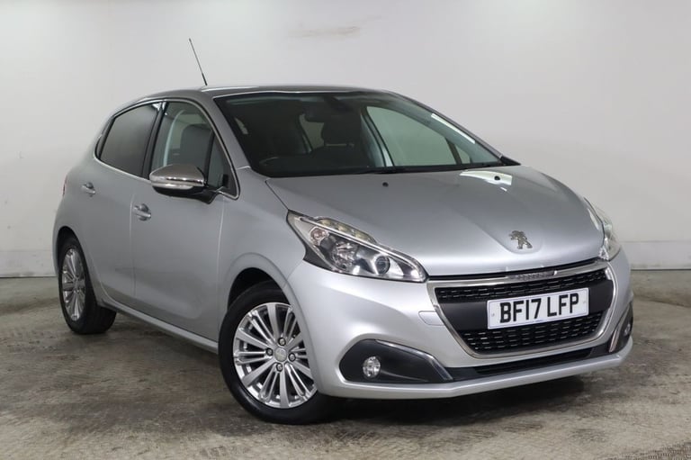 2017 Peugeot 208 1.2 PureTech Allure Hatchback 5dr Petrol Manual Euro 6 (82 ps) Hatchback Petrol ...