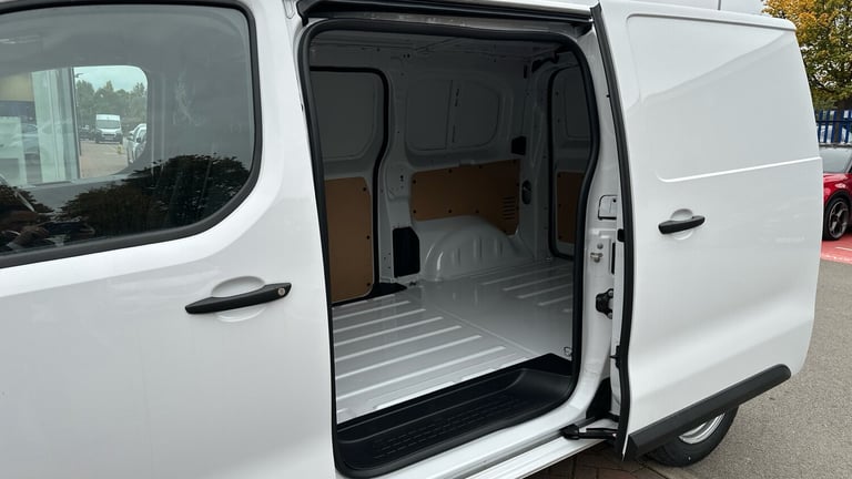 2024 Citroen Dispatch 1.5 BlueHDi Enterprise M Panel Van 6dr Diesel Manual MWB Euro 6 (s/s) (120 ...