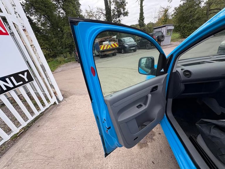 2010 Volkswagen Caddy Maxi Caddy Maxi C20 TDI 104 Panel Van DIESEL Manual