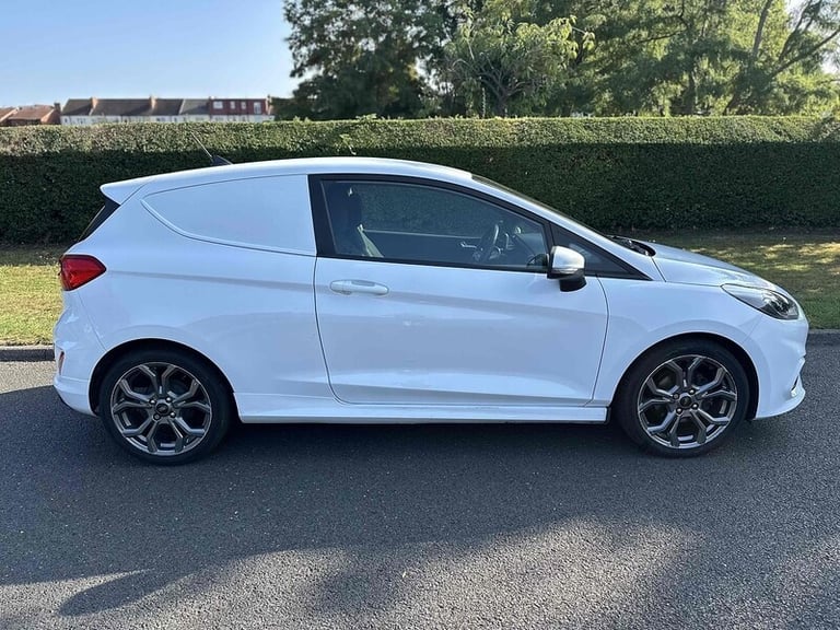 2021 Ford Fiesta Van T EcoBoost MHEV Sport Car Derived Van Petrol Manual