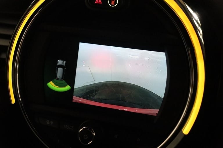 2020 MINI Electric Hatch Cooper SE 32.6kWh Level 2 3dr Auto (SAT NAV, HALF LEATHER) Hatchback ELE...