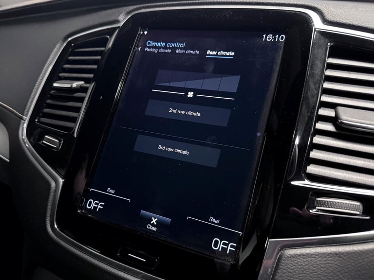 2022 Volvo XC90 2.0h T8 Recharge 18.8kWh R-Design SUV 5dr Petrol Plug-in Hybrid Auto 4WD Eu ESTAT...