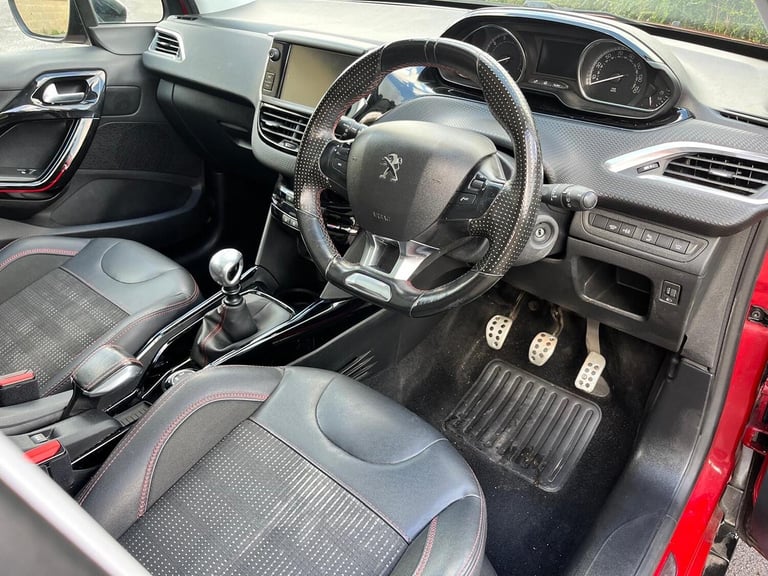 PEUGEOT 2008 1.2 PureTech GPF GT Line 2019