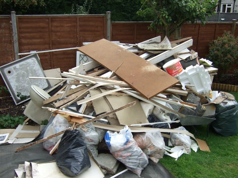 ☎️RUBBISH REMOVAL‼️SAME DAY SERVICE-WASTE CLEARANCE-WASTE COLLECTION-BUILDERS GARDEN WASTE