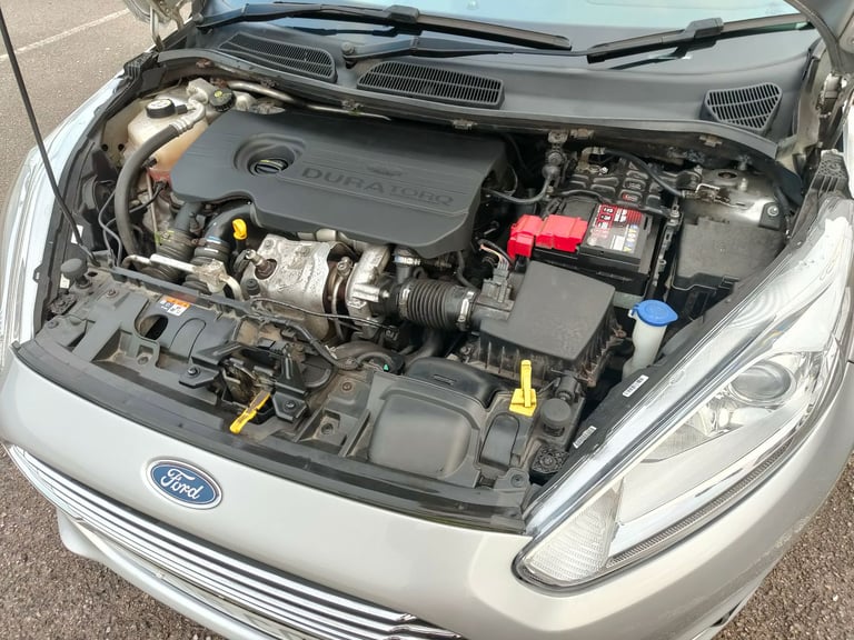 Ford, FIESTA, Hatchback, 2016, Manual, 1498 (cc), 5 doors