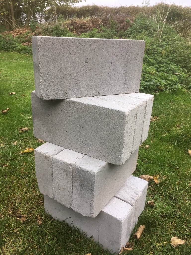 image for Lightweight concrete blocks, £1 each. 100mm.  Off Elm Grove