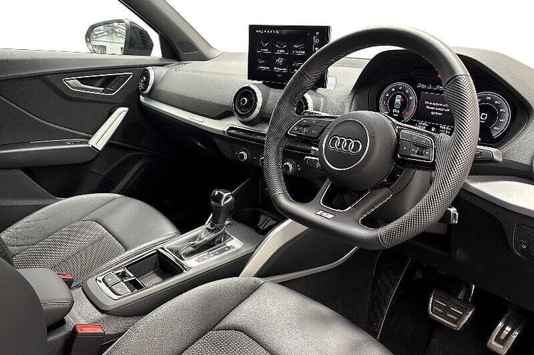 2025 Audi Q2 Black Edition 35 TFSI  150 PS S tronic SUV PETROL Automatic