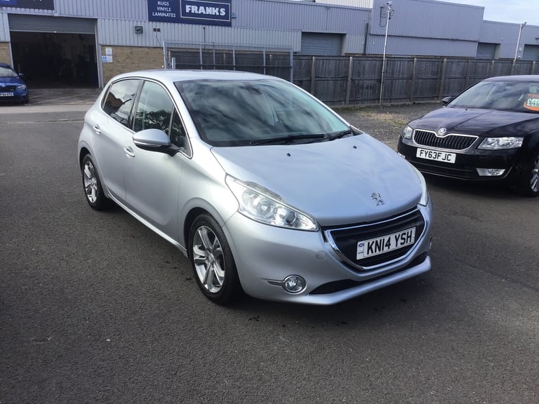2014 Peugeot 208 1.6 e-HDi Allure 5dr HATCHBACK Diesel Manual