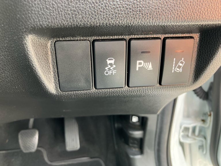 2018 Honda Jazz 1.5 i-VTEC Sport 5dr HATCHBACK Petrol Manual