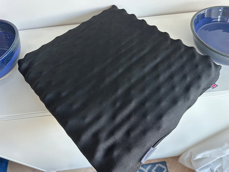 Putnams Sero Pressure Relief Standard Cushion - Black Stretch Cover - UK Made