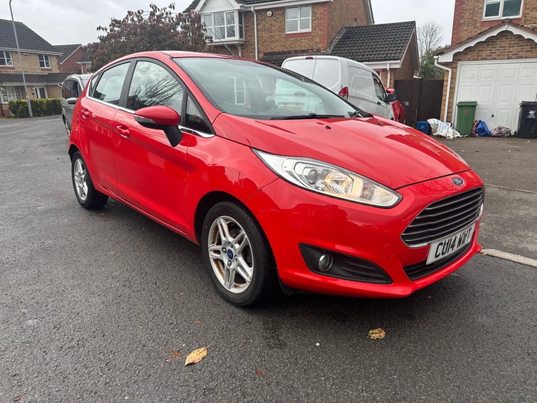 2014 ‘14’ Ford Fiesta 1.25 Zetec * low miles full service history* 