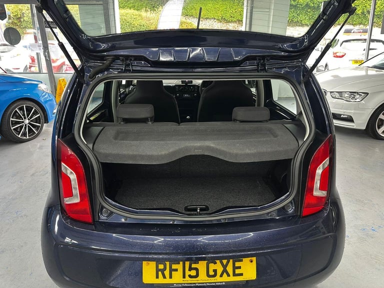 VOLKSWAGEN UP 1.0 BlueMotion Tech Move up! 2015