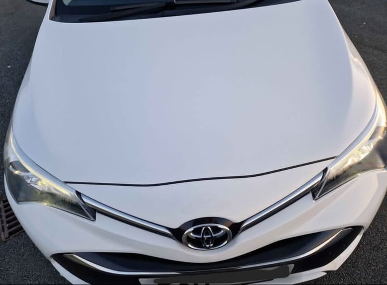 Toyota, AVENSIS, Estate, 2017, Manual, 1598 (cc), 5 doors