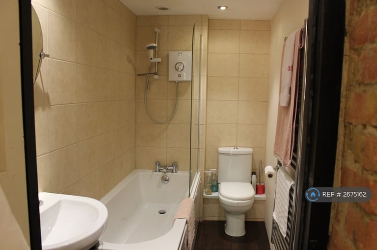 Studio flat in Frith Farm House, Faversham, ME13 (#2675162)