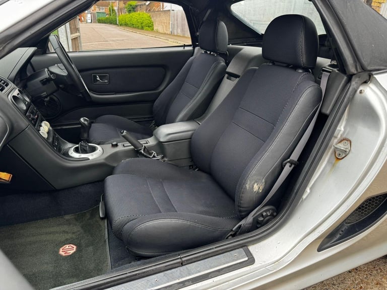 2004 MG MGF 1.6 2dr CONVERTIBLE Petrol Manual