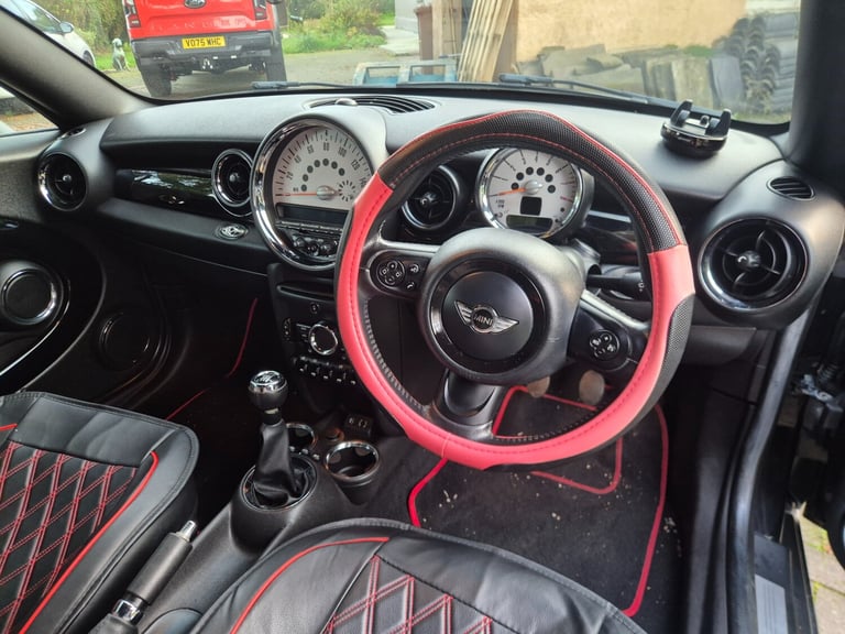 2013 MINI Roadster 1.6 Cooper 2dr CONVERTIBLE Petrol Manual