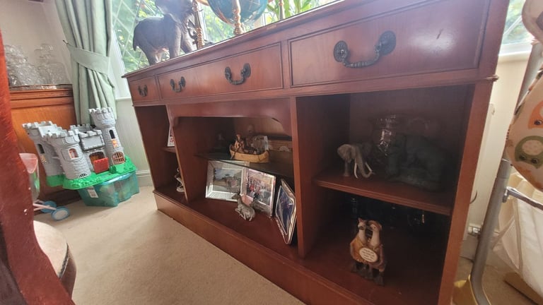 Yew sideboard 
