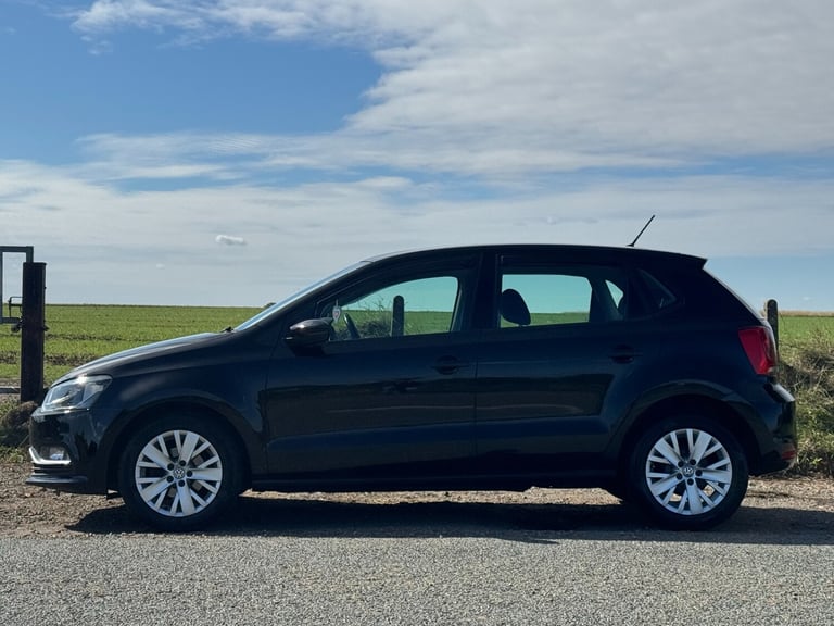 2015 Volkswagen Polo 1.0 SE 5dr HATCHBACK Petrol Manual