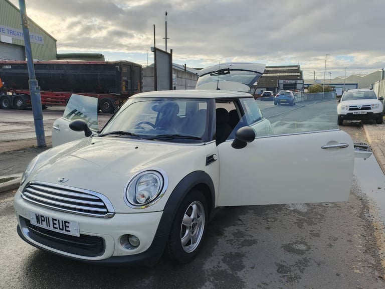 2011 MINI Hatch 1.6 One 3dr HATCHBACK Petrol Manual