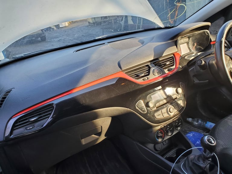 BREAKING : VAUXHALL CORSA E (2015-19)	1.3d	colour:	Z176 , engine:	LKU / B13DTR