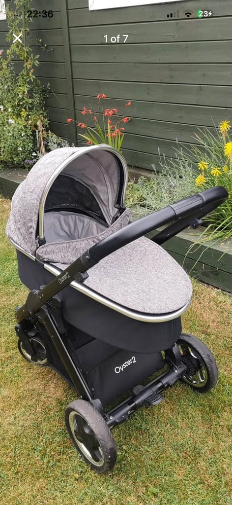 Oyster 2 pram, pushchair and car seat wolf grey pack and accessories